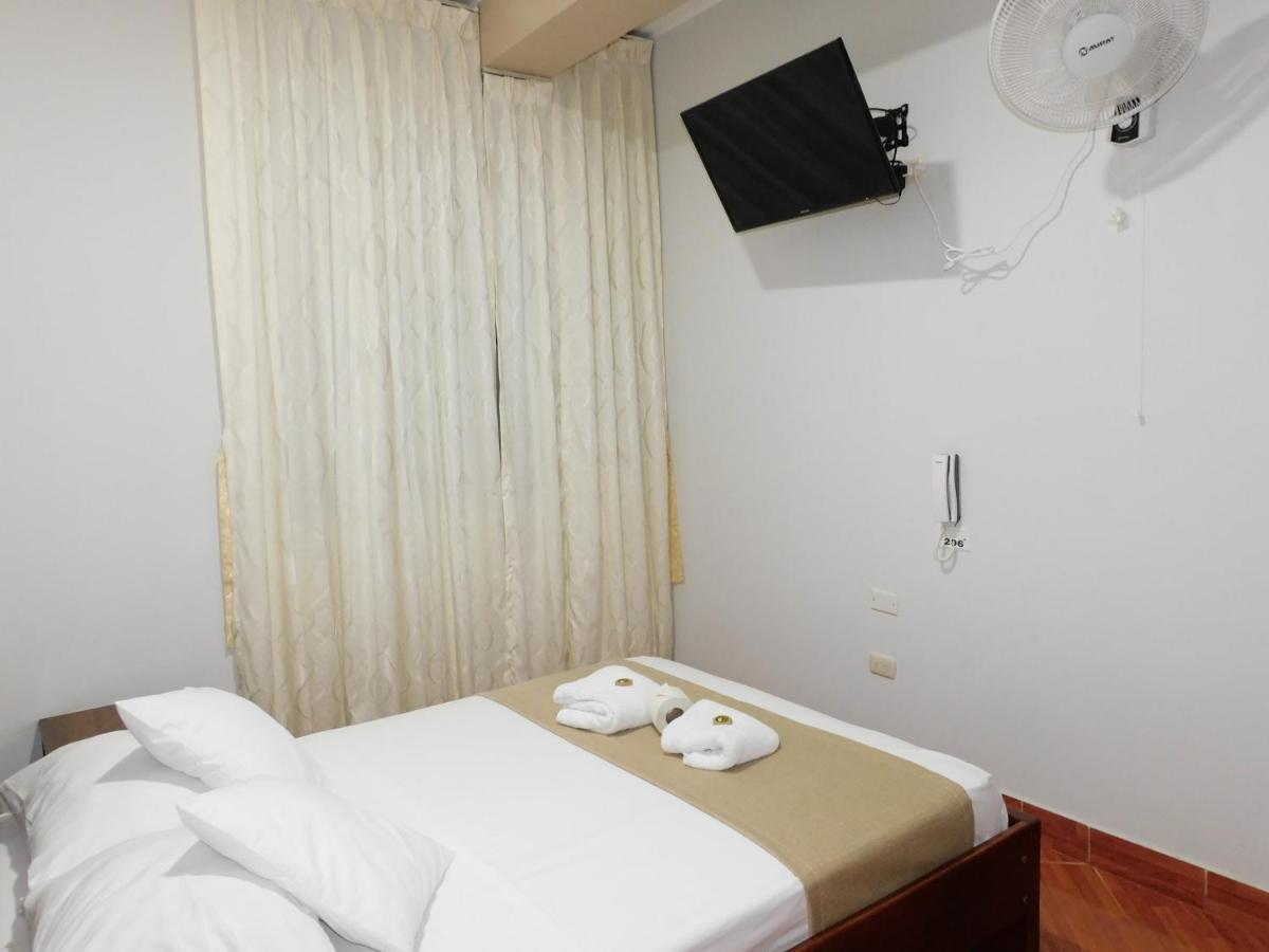 Hotel Tambopata Inn Puerto Maldonado Zewnętrze zdjęcie